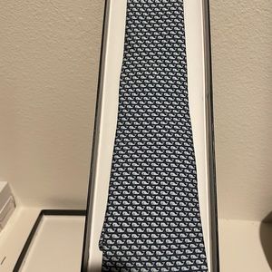 Teen Vineyard Vines Tie